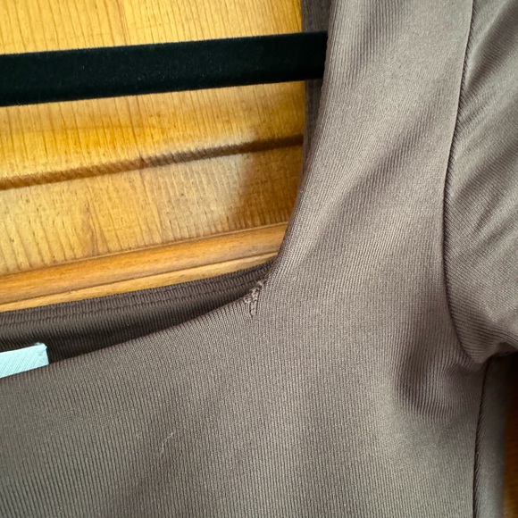 Aritzia Babaton long sleeve bodysuit - Picture 3 of 4